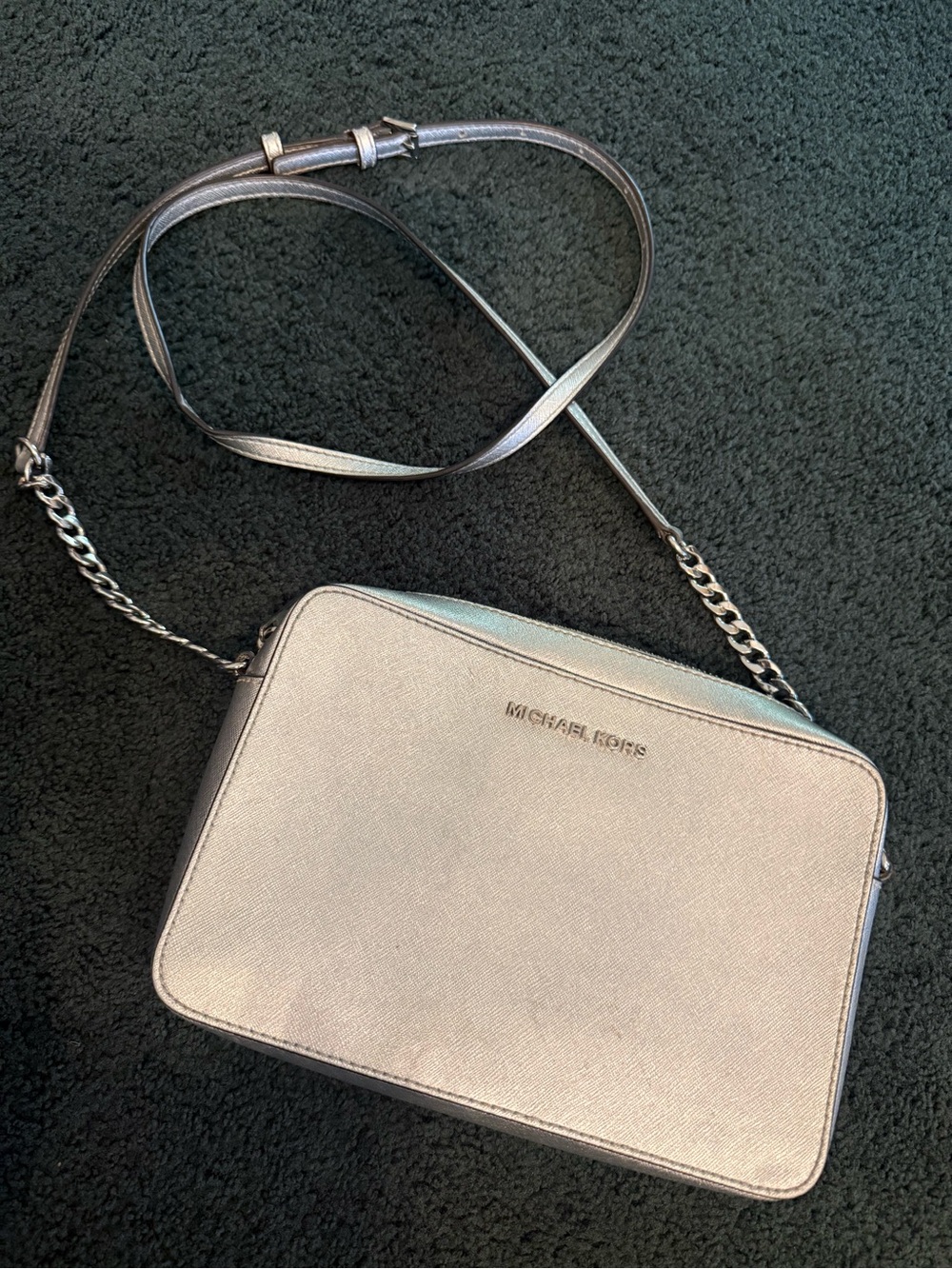 MICHAEL KORS Metallic Silver Crossbody purse